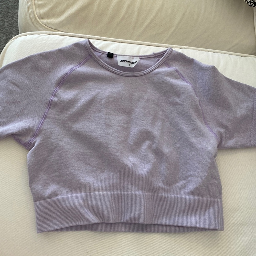 Bo and Tee lilac crop top